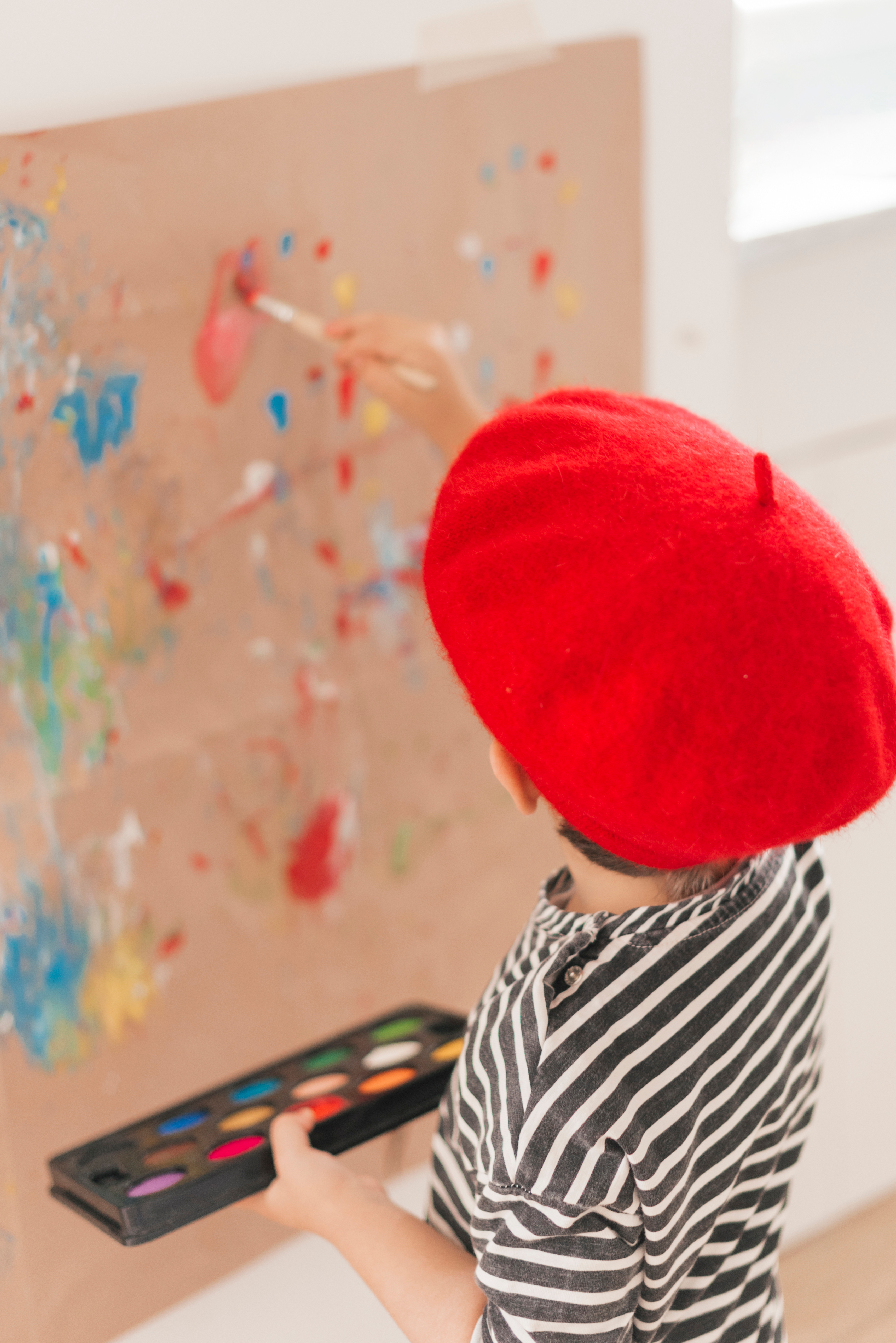 Kids painting in Mount Holly